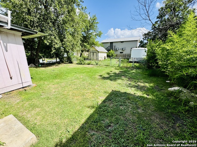 Image 16 of 19 For 3220 Ashby W