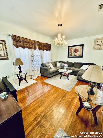 Image 3 of 19 For 3220 Ashby W
