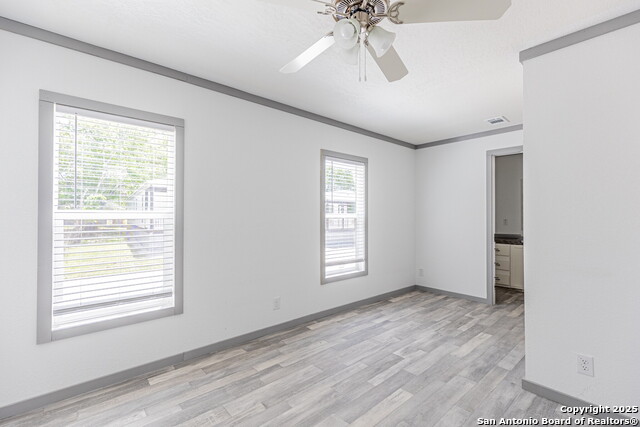 Image 11 of 22 For 193 Live Oak  1