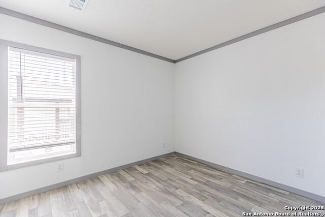 Image 17 of 22 For 193 Live Oak  1