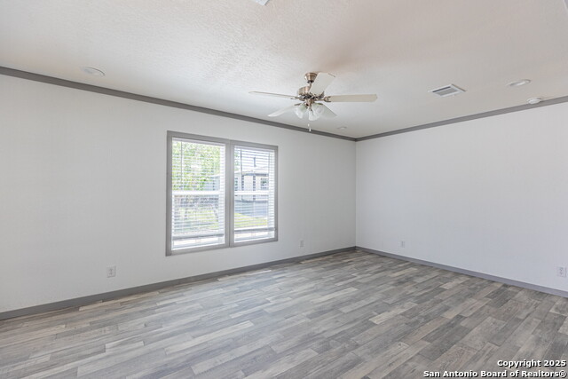 Image 5 of 22 For 193 Live Oak  1