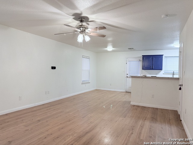 Listing photo id 2 for 11354 Fire