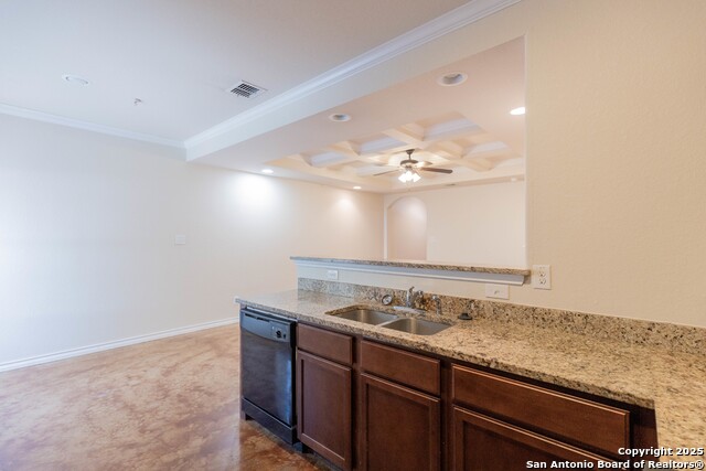 Image 10 of 28 For 5010 Flipper Dr
