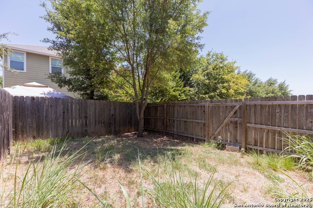 Image 27 of 28 For 5010 Flipper Dr