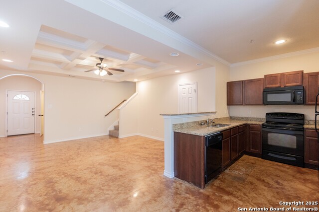 Image 8 of 28 For 5010 Flipper Dr