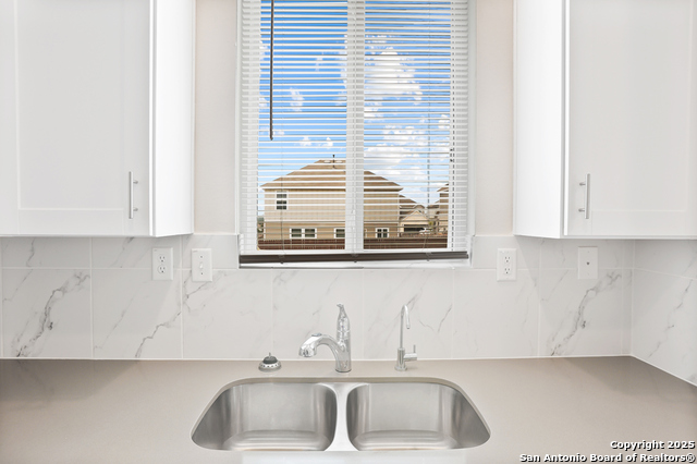 Image 14 of 35 For 27509 Holly Grape