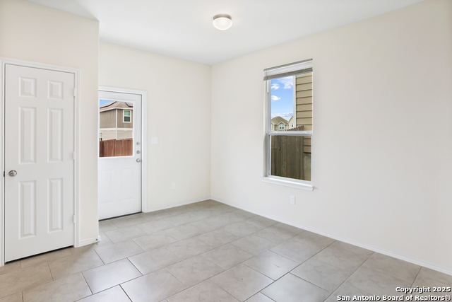 Image 16 of 35 For 27509 Holly Grape