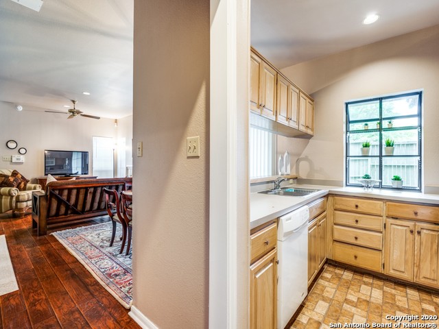Image 9 of 43 For 165 Chapel Hill Circle