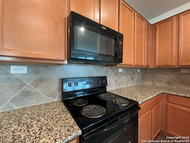 Image 14 of 44 For 8267 Phantom Field