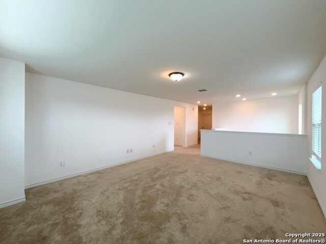 Image 21 of 44 For 8267 Phantom Field