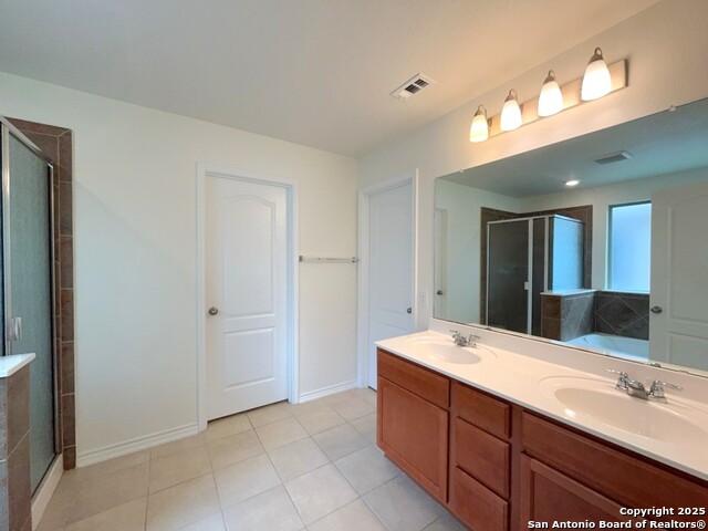 Image 24 of 44 For 8267 Phantom Field