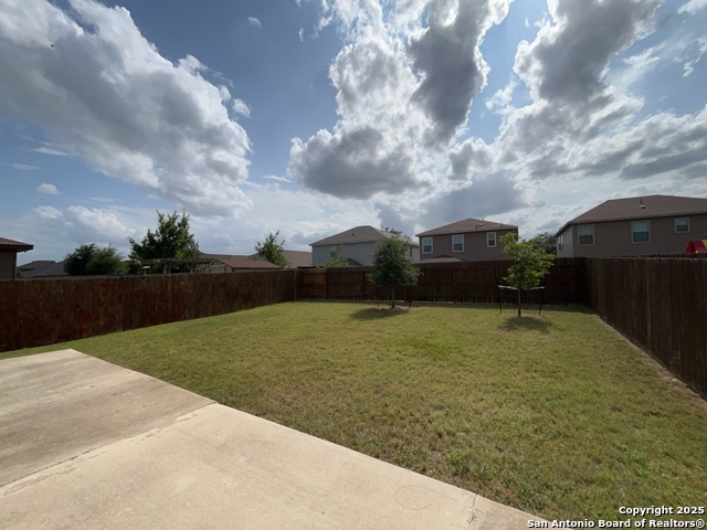 Image 36 of 44 For 8267 Phantom Field