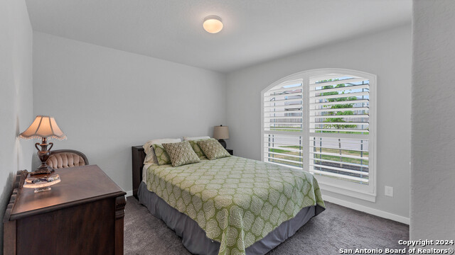 Listing photo id 19 for 4067 Legend Meadows