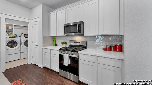 Listing photo id 3 for 4067 Legend Meadows