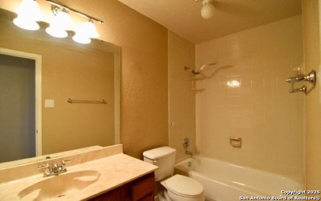 Image 17 of 24 For 3507 Lake Towne Court