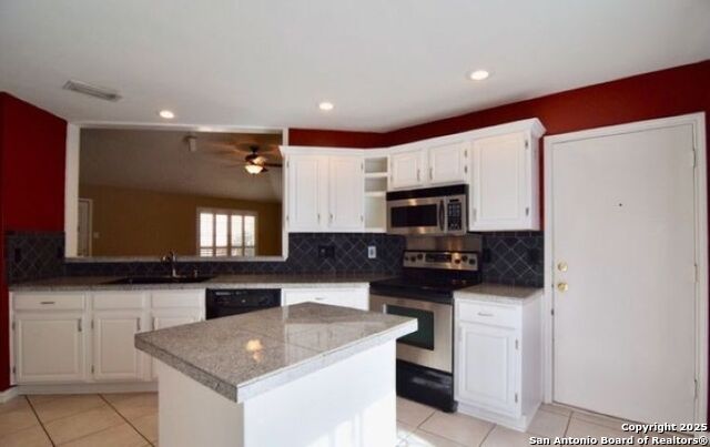 Image 7 of 24 For 3507 Lake Towne Court