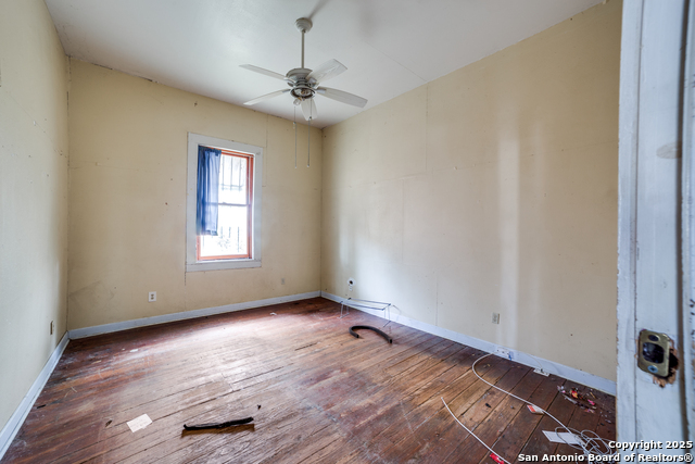 Image 10 of 18 For 626 Nolan  