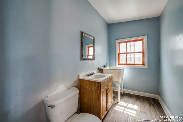 Image 14 of 18 For 626 Nolan  