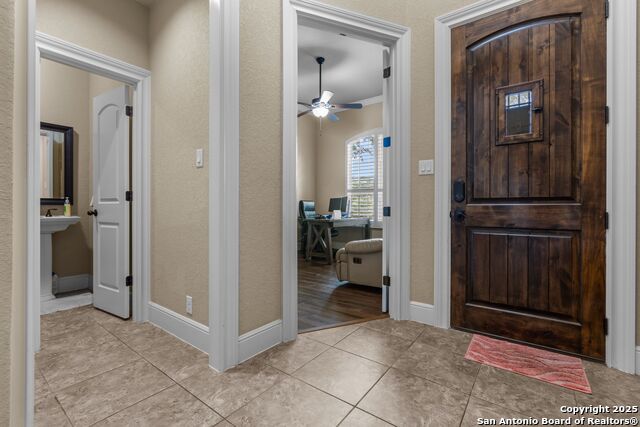 Image 6 of 35 For 8718 Silver Rock