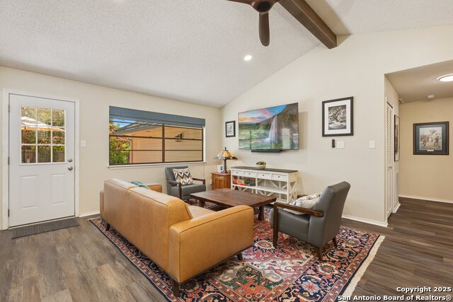 Image 12 of 40 For 19706 Encino Knoll