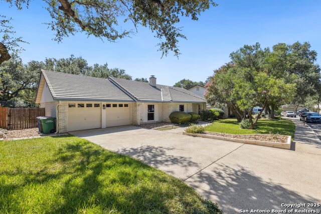 Image 3 of 40 For 19706 Encino Knoll
