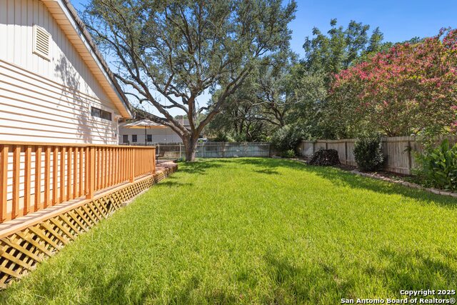 Image 37 of 40 For 19706 Encino Knoll