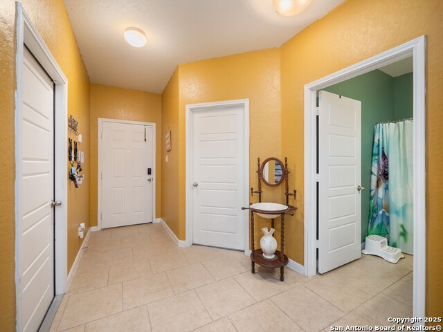 Image 3 of 42 For 15207 Comanche Mist