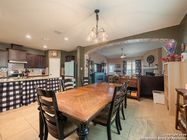 Image 8 of 42 For 15207 Comanche Mist