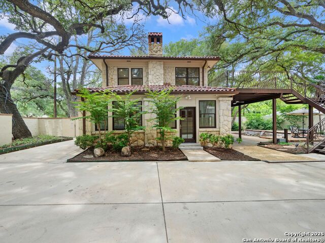 Image 16 of 57 For 421 Hildebrand E
