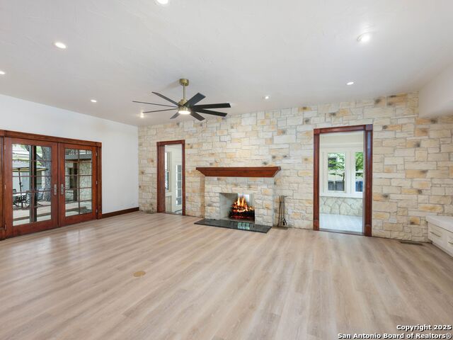 Image 19 of 57 For 421 Hildebrand E