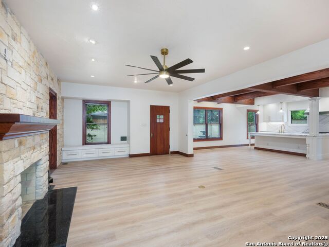 Image 20 of 57 For 421 Hildebrand E