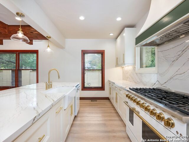 Image 29 of 57 For 421 Hildebrand E
