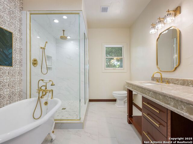 Image 37 of 57 For 421 Hildebrand E