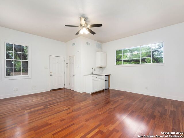 Image 47 of 57 For 421 Hildebrand E