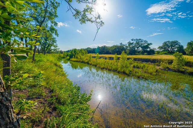 Image 25 of 28 For 112 Majestic Oaks Drive