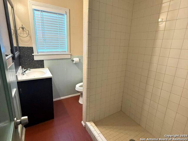 Image 7 of 15 For 507 Black Bass Rd