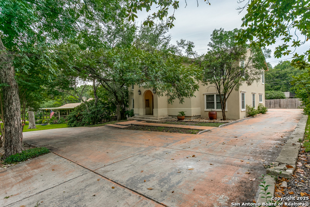 Details for 307 Ridgemont, Terrell Hills, TX 78209