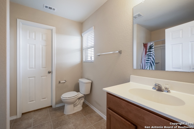 Image 21 of 35 For 11709 Silver Sky