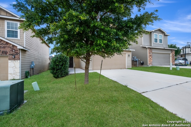 Image 4 of 35 For 11709 Silver Sky