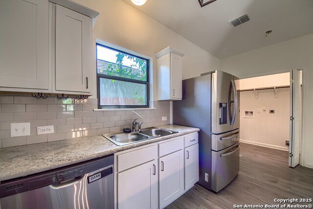 Image 10 of 27 For 519 Arthur St  # 201