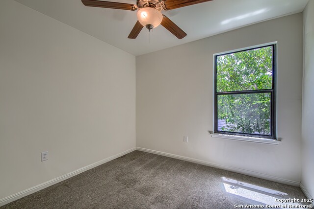 Image 20 of 27 For 519 Arthur St  # 201
