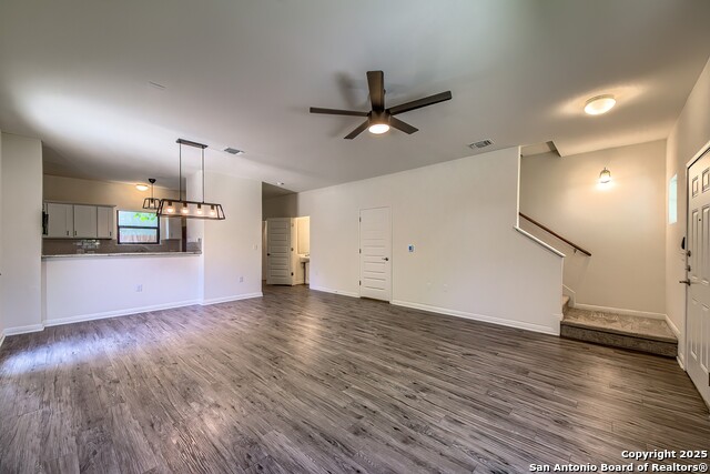 Image 4 of 27 For 519 Arthur St  # 201