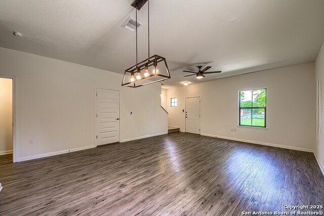 Image 6 of 27 For 519 Arthur St  # 201