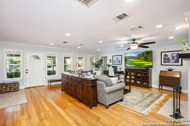 Image 4 of 27 For 131 Larchmont