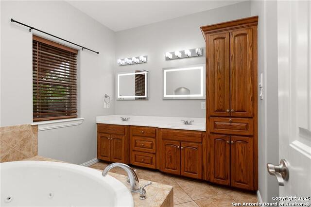 Image 15 of 29 For 109 Palm Valley Cir