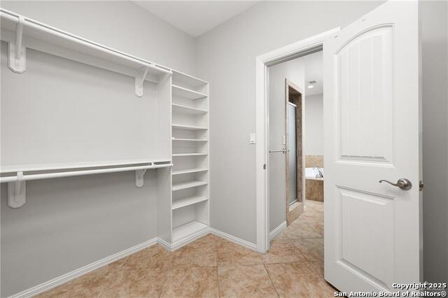 Image 16 of 29 For 109 Palm Valley Cir