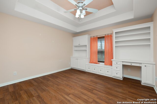 Image 24 of 29 For 109 Palm Valley Cir