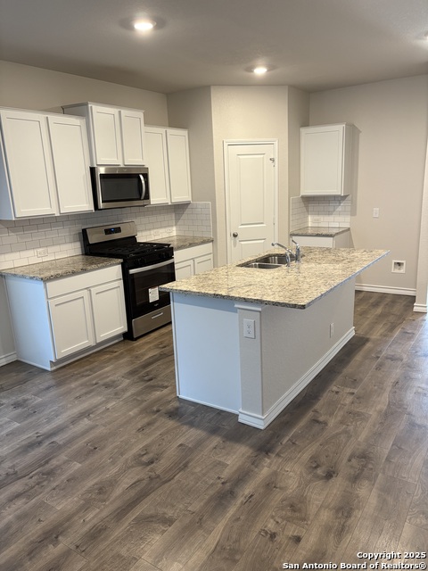 Image 4 of 21 For 21328 Ruby Creek