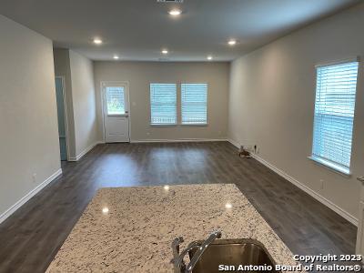 Listing photo id 3 for 21328 Ruby Creek