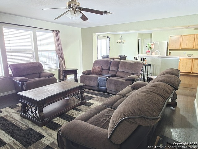 Image 5 of 23 For 3418 Sherwin Dr
